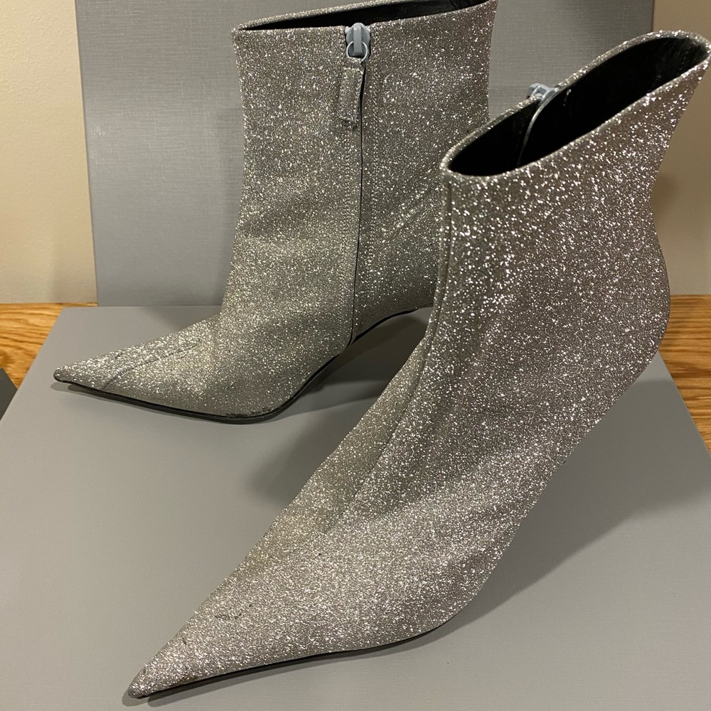 BALENCIAGA SILVER GLITTER BOOTIES SZ 40